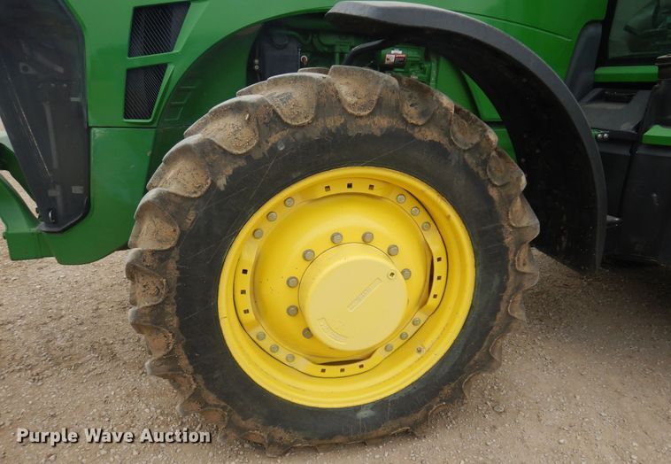image for item DP2666 2010 John Deere 8225R MFWD tractor