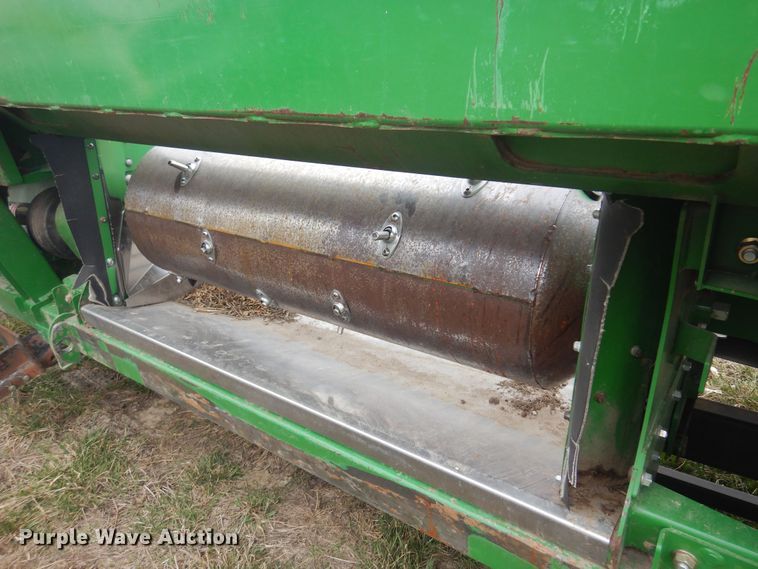 image for item DP2667 John Deere 635FD flex draper head