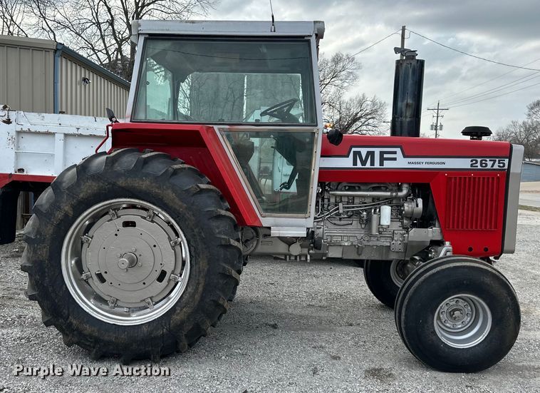 image for item DQ6361 Massey Ferguson 2675 tractor