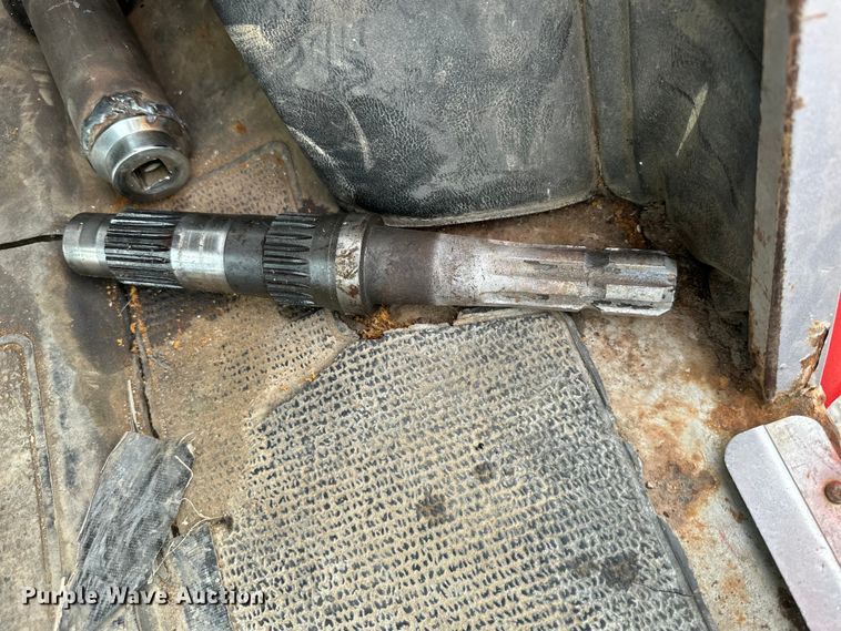 image for item DQ6361 Massey Ferguson 2675 tractor