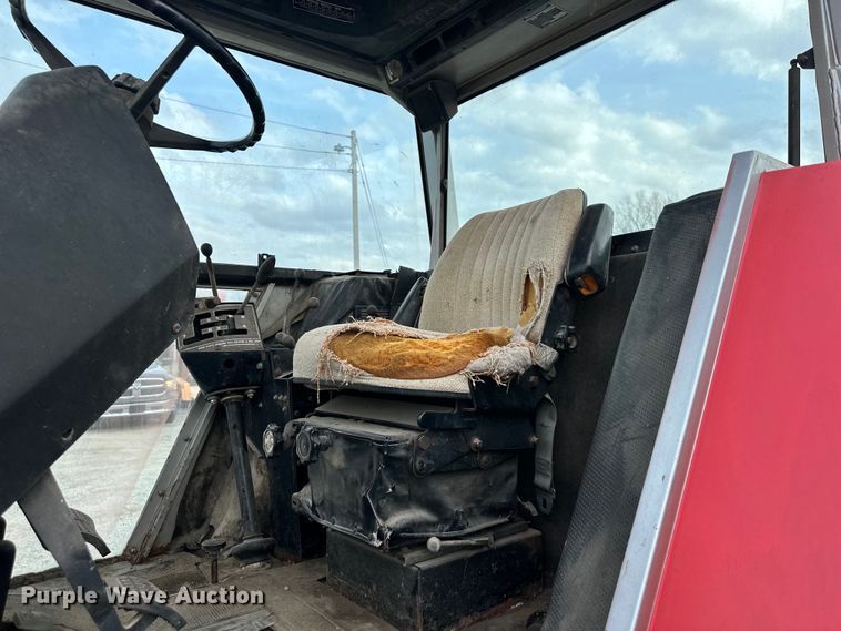 image for item DQ6361 Massey Ferguson 2675 tractor