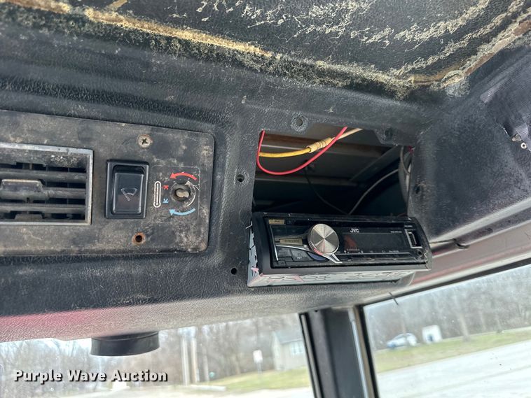 image for item DQ6361 Massey Ferguson 2675 tractor