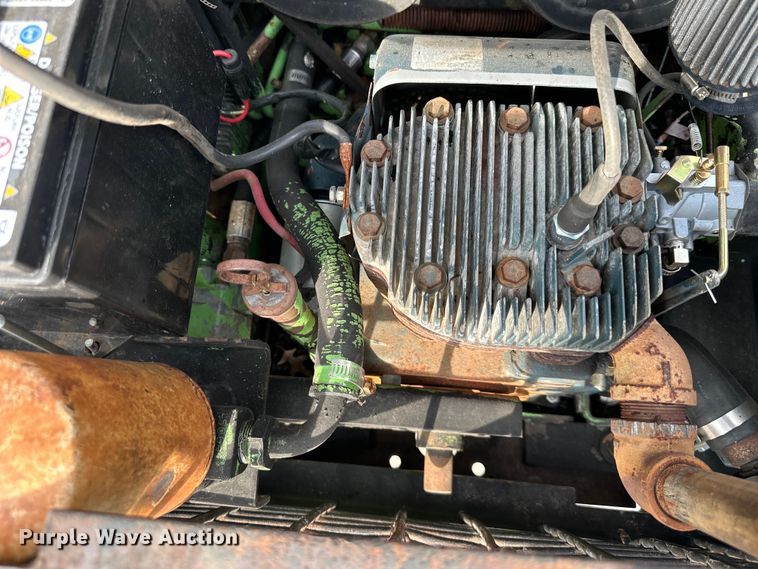 image for item DQ6365 Owatonna 310 skid steer loader