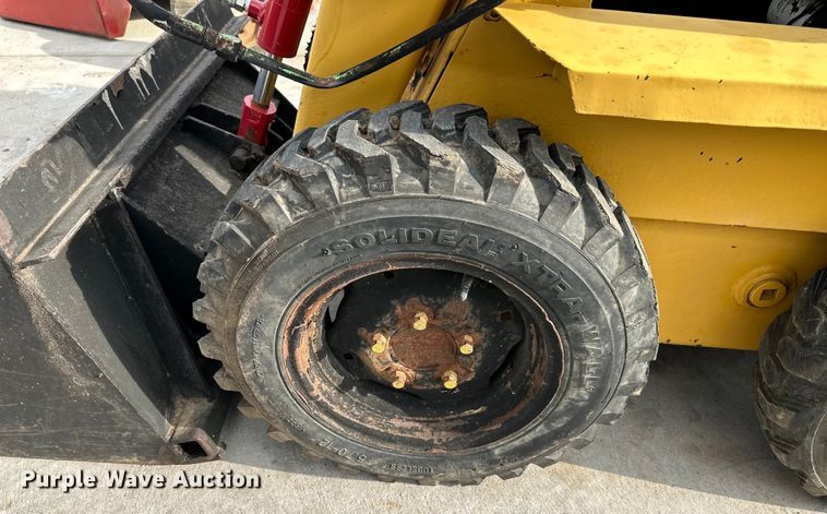 image for item DQ6365 Owatonna 310 skid steer loader