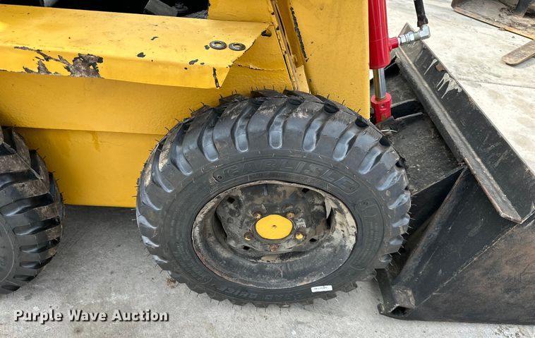 image for item DQ6365 Owatonna 310 skid steer loader