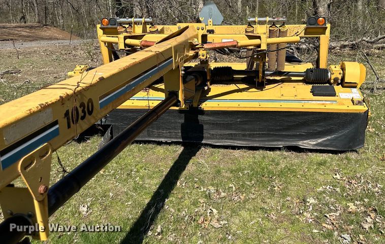 image for item DQ6429 Vermeer MC1030 disc mower