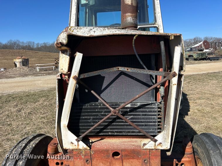 image for item DS0835 Case 1370 tractor