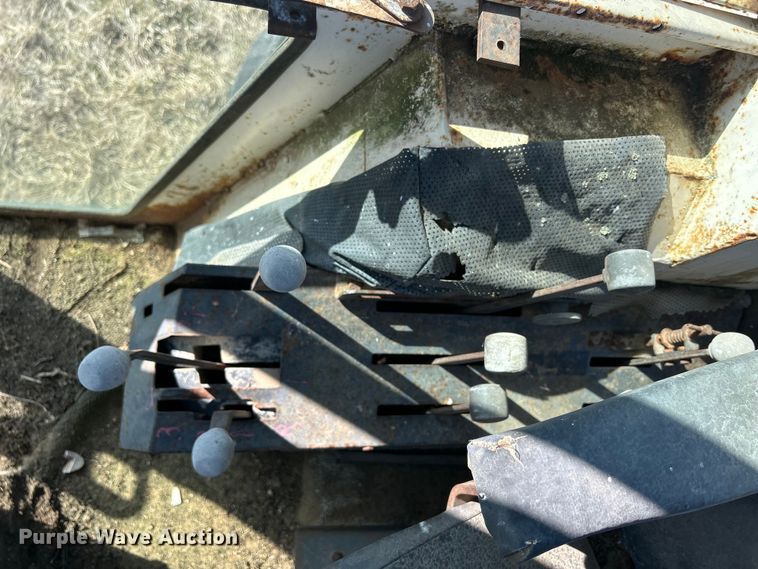 image for item DS0835 Case 1370 tractor