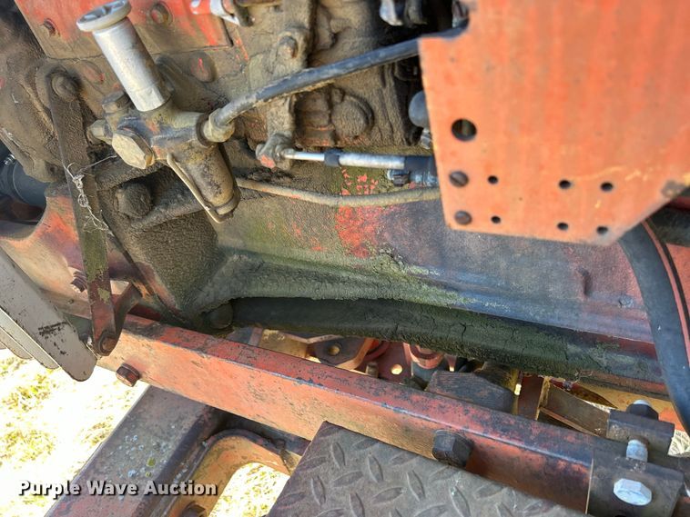 image for item DS0835 Case 1370 tractor