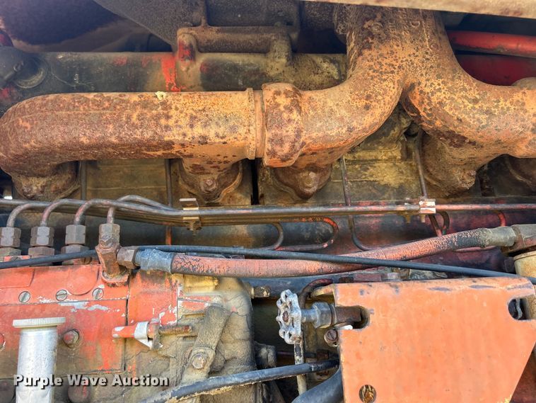 image for item DS0835 Case 1370 tractor