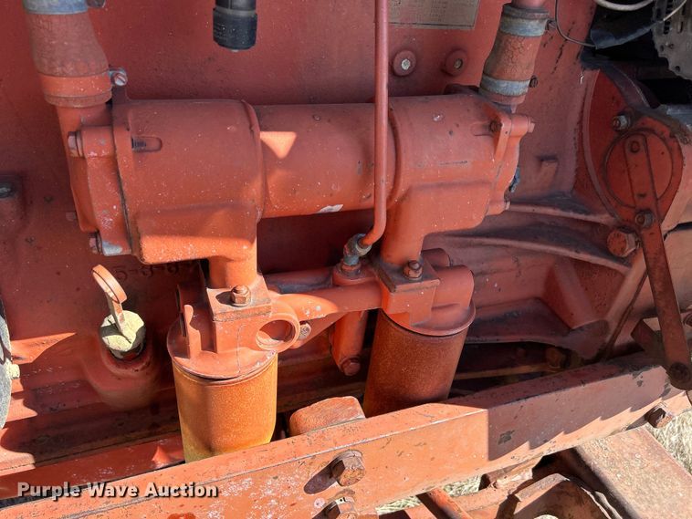 image for item DS0835 Case 1370 tractor