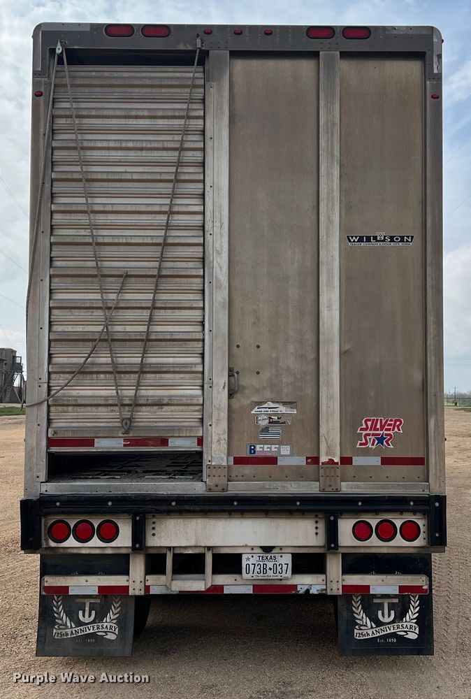 image for item DS2923 2016 Wilson PSDCL-402 livestock trailer