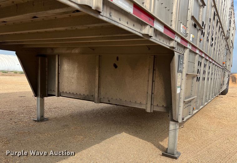 image for item DS2923 2016 Wilson PSDCL-402 livestock trailer