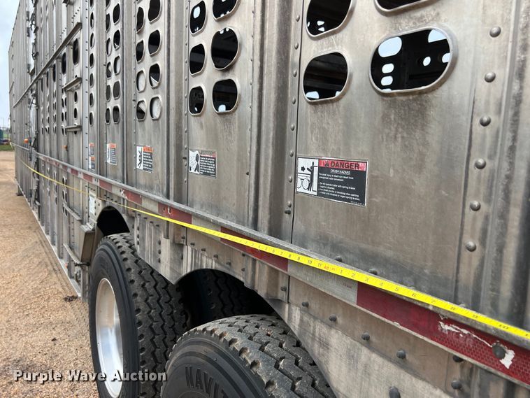 image for item DS2923 2016 Wilson PSDCL-402 livestock trailer