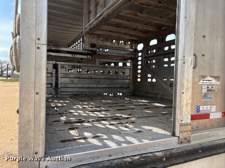 image for item DS2923 2016 Wilson PSDCL-402 livestock trailer