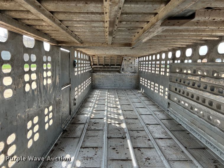 image for item DS2923 2016 Wilson PSDCL-402 livestock trailer