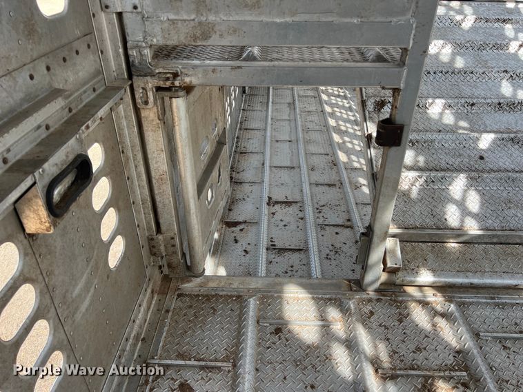 image for item DS2923 2016 Wilson PSDCL-402 livestock trailer