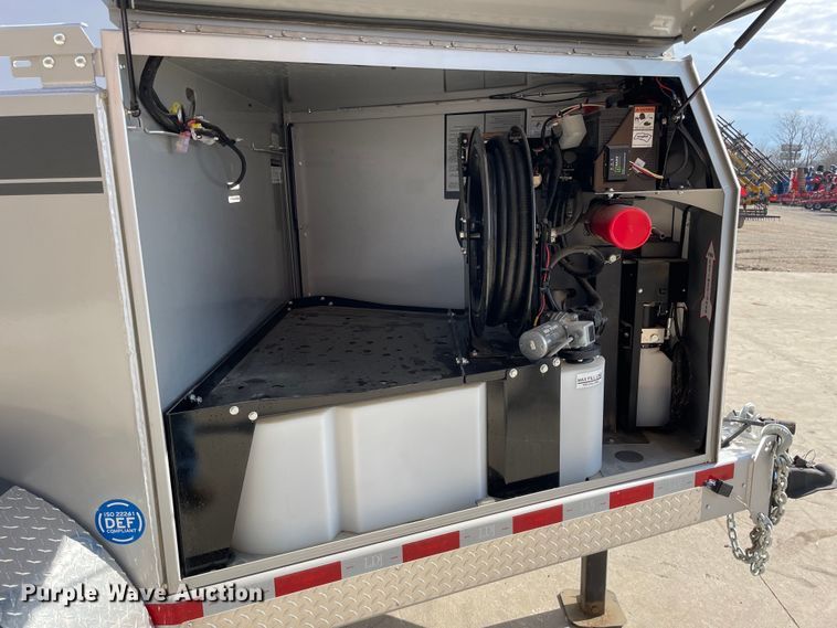 image for item DS5463 2021 Thunder Creek Equipment  FST500  fuel trailer 