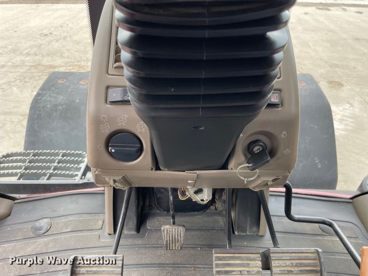 image for item DS5464 2013 Case IH Magnum 290  MFWD tractor