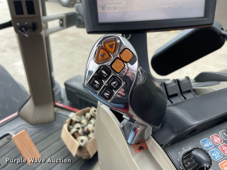 image for item DS5464 2013 Case IH Magnum 290  MFWD tractor