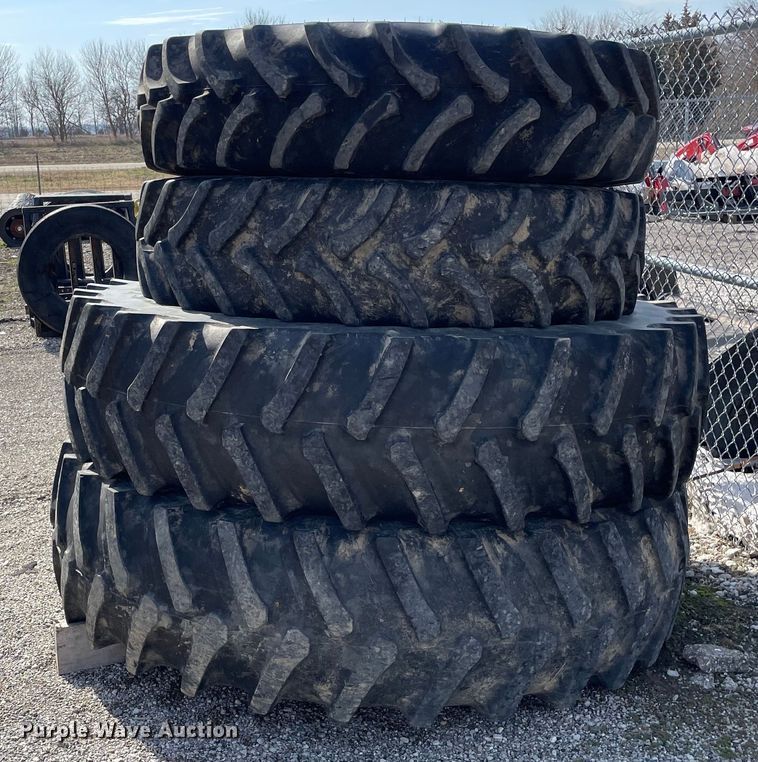 image for item DS5464 2013 Case IH Magnum 290  MFWD tractor