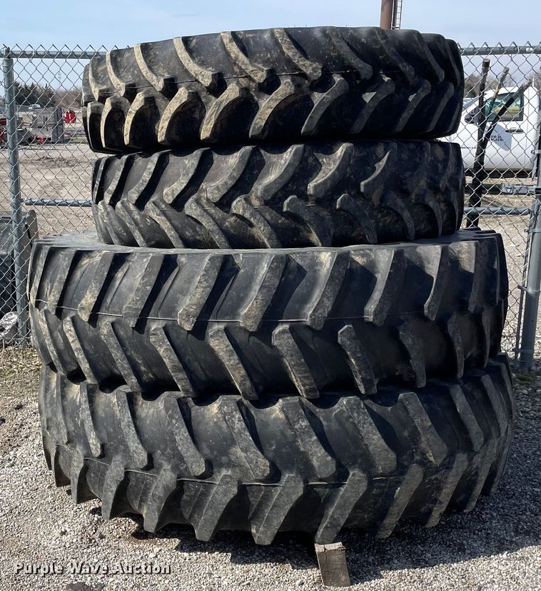 image for item DS5464 2013 Case IH Magnum 290  MFWD tractor