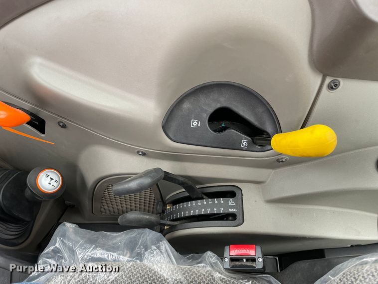 image for item DS5465 2021 Case IH Farmall  75C MFWD tractor