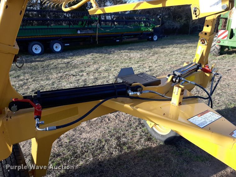 image for item DV9907 2019 Vermeer VR1224 hay rake