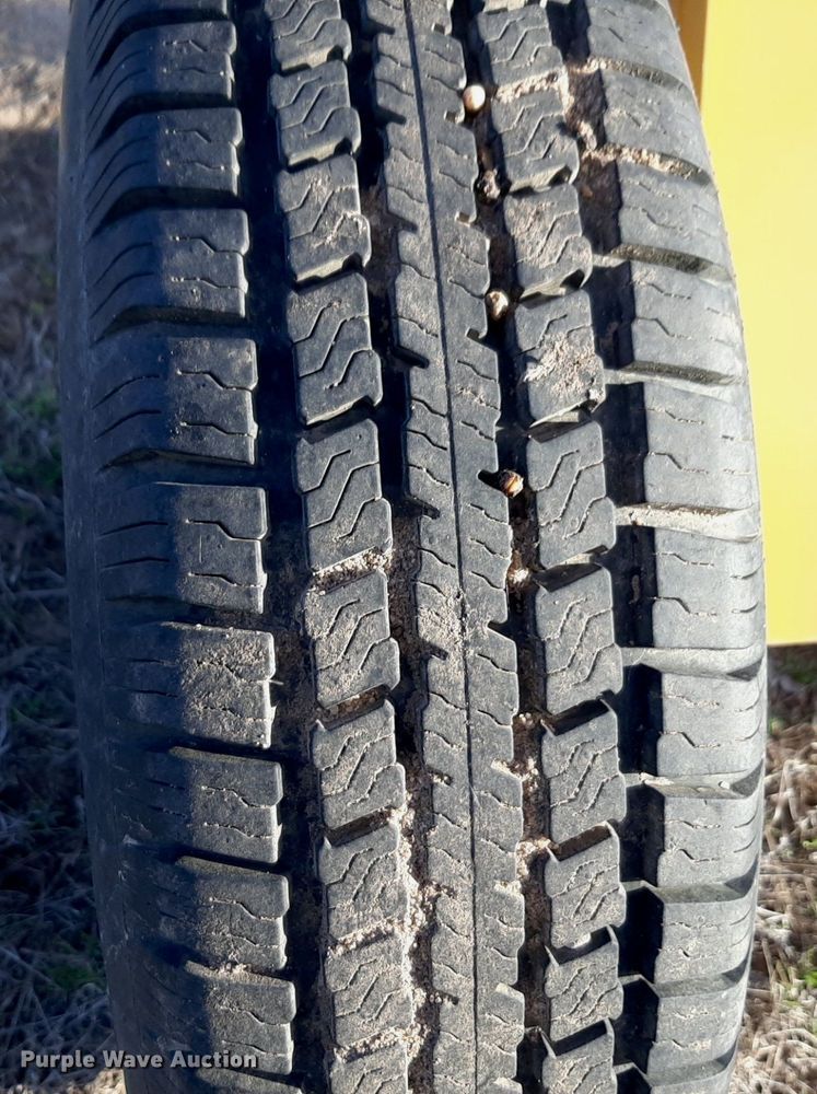 image for item DV9907 2019 Vermeer VR1224 hay rake