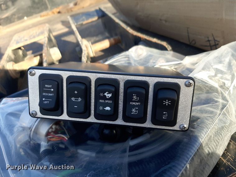 image for item DV9908 2015 Honey Bee WSP30 draper head