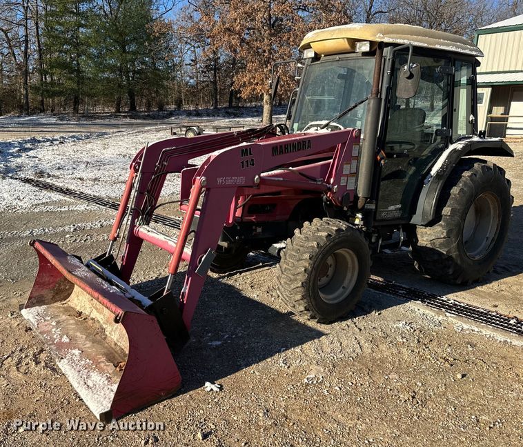 image for item EH6551 2005 Mahindra 4510C MFWD tractor
