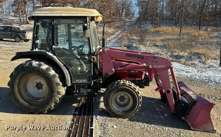 image for item EH6551 2005 Mahindra 4510C MFWD tractor