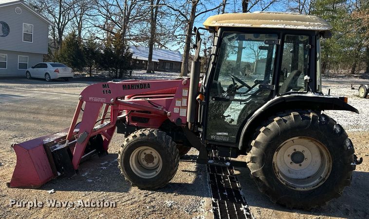 image for item EH6551 2005 Mahindra 4510C MFWD tractor