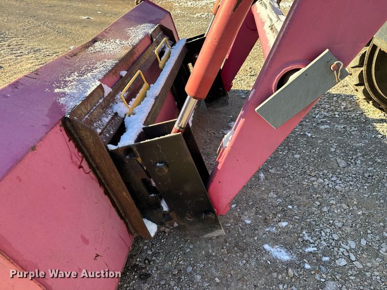 image for item EH6551 2005 Mahindra 4510C MFWD tractor