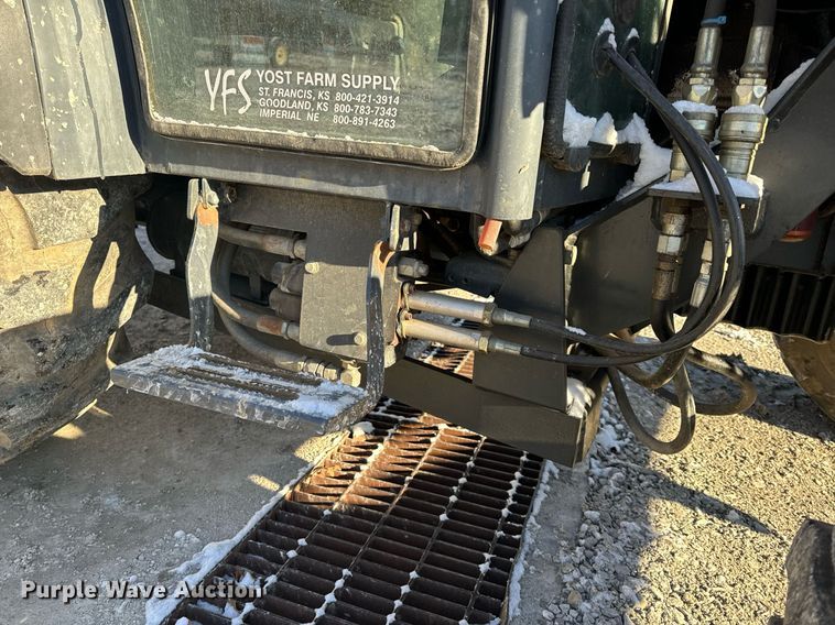 image for item EH6551 2005 Mahindra 4510C MFWD tractor