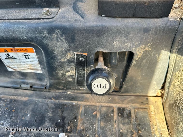 image for item EH6551 2005 Mahindra 4510C MFWD tractor