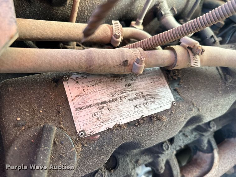 image for item EH6551 2005 Mahindra 4510C MFWD tractor