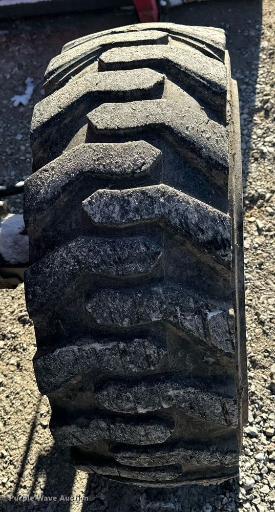 image for item EH6551 2005 Mahindra 4510C MFWD tractor