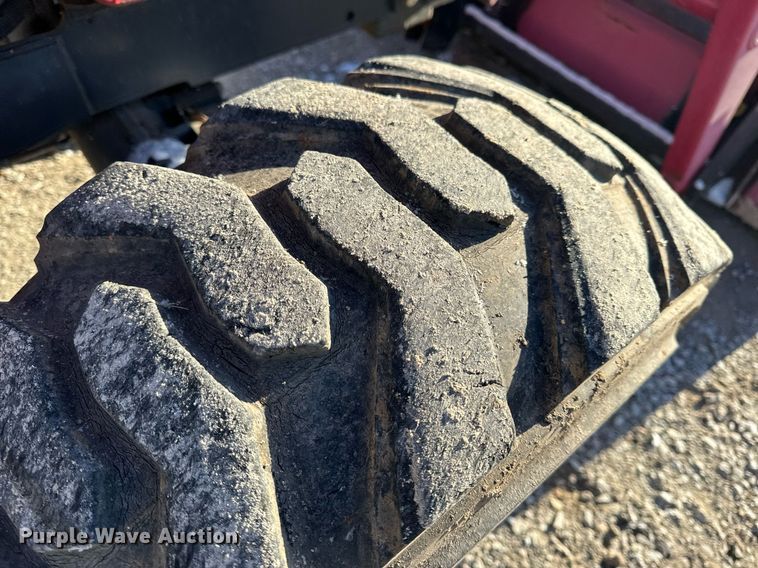 image for item EH6551 2005 Mahindra 4510C MFWD tractor