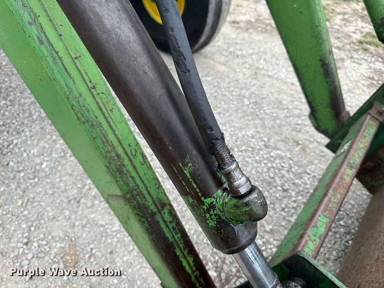 image for item EH6567 1972 John Deere 4320 tractor