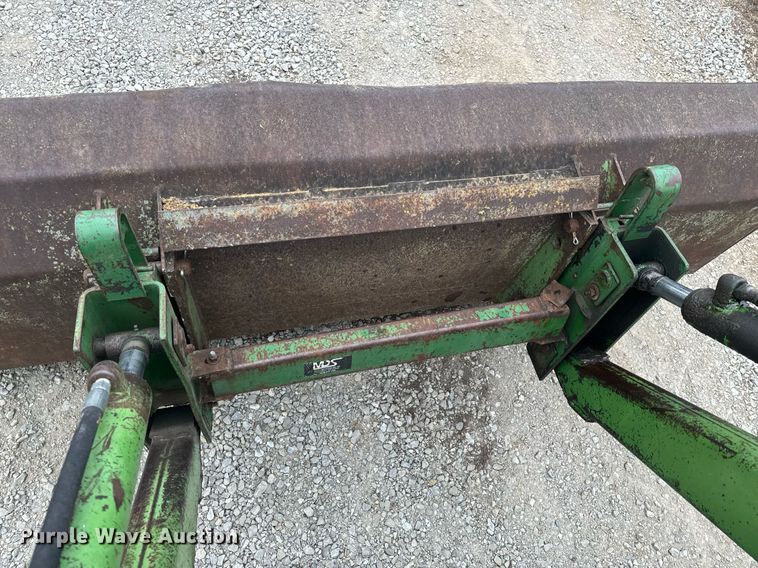 image for item EH6567 1972 John Deere 4320 tractor