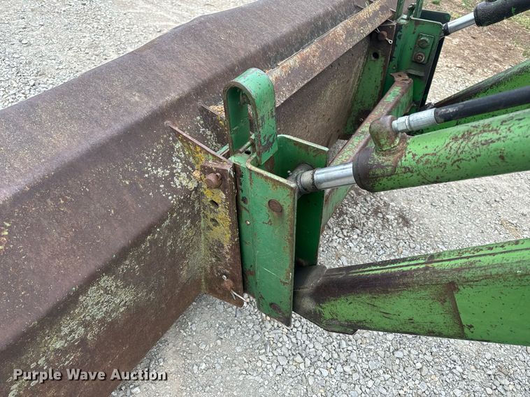 image for item EH6567 1972 John Deere 4320 tractor