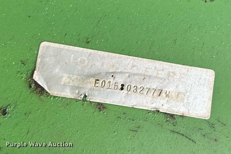 image for item EH6567 1972 John Deere 4320 tractor