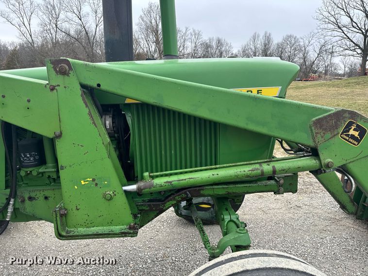 image for item EH6567 1972 John Deere 4320 tractor