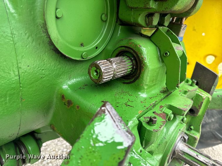 image for item EH6567 1972 John Deere 4320 tractor