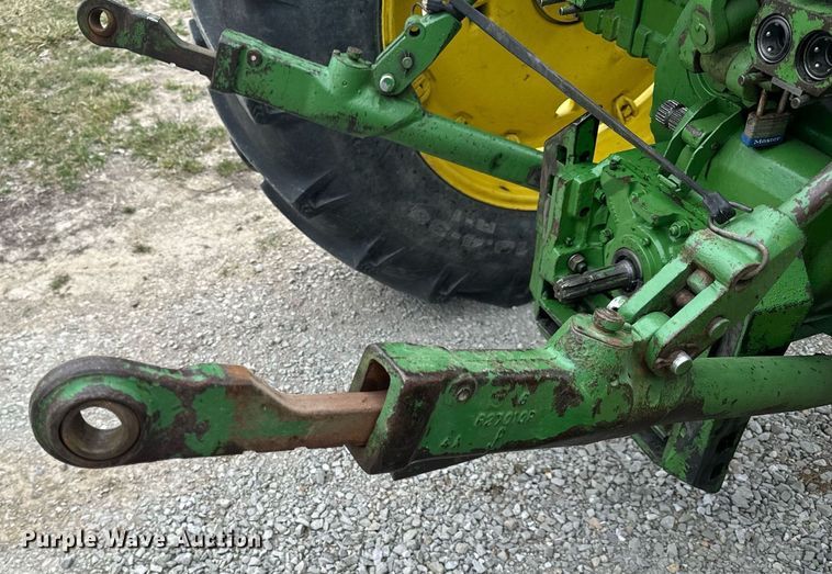 image for item EH6567 1972 John Deere 4320 tractor