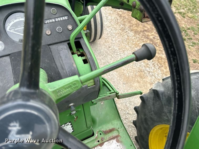 image for item EH6567 1972 John Deere 4320 tractor