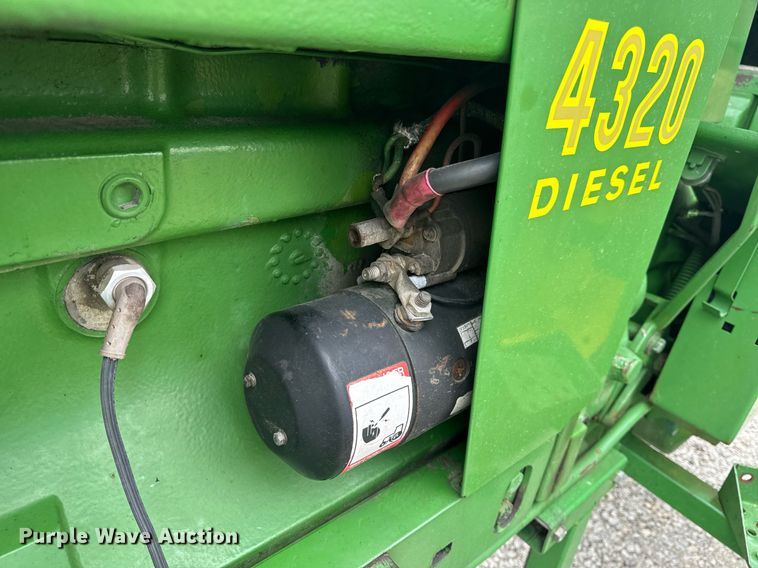 image for item EH6567 1972 John Deere 4320 tractor