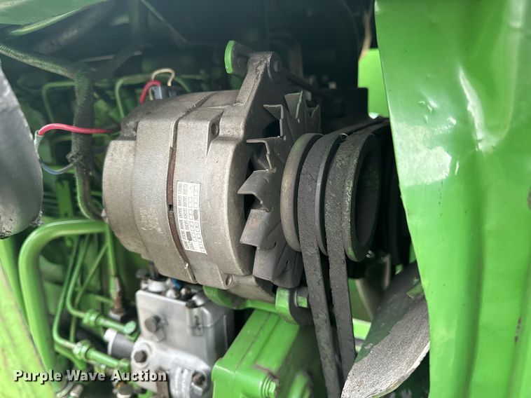 image for item EH6567 1972 John Deere 4320 tractor