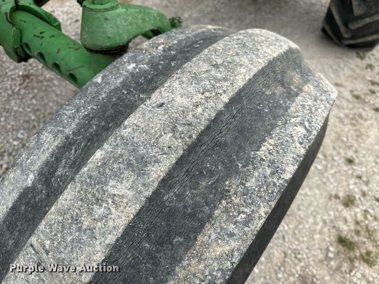 image for item EH6567 1972 John Deere 4320 tractor